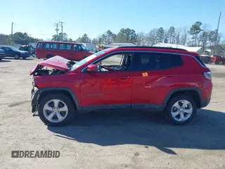 2018 Jeep Compass Altitude with VIN 3C4NJCBB0JT471301, listed as a IAAI auction lot 41859871 with 81,082 mi miles and . Bid and sale history available at DreamBid. Image 13.