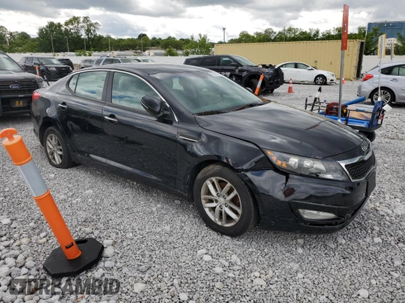 2013 Kia Optima LX z VIN 5XXGM4A73DG253615, wystawiony jako Copart lot #58514875 z przebiegiem Nie podano mil oraz Tytuł czysty. Historia ofert i sprzedaży dostępna na DreamBid. Obrazek 4.