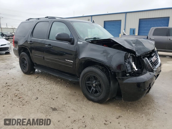 2010 GMC Yukon SLT with VIN 1GKUCCE08AR210740, listed as a Copart auction lot 44791115 with 218,744 mi miles and Salvage Title. Bid and sale history available at carsss.com. Image 4.