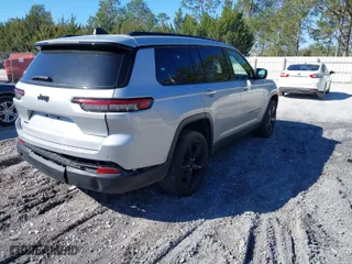 2023 Jeep Grand Cherokee L Altitude with VIN 1C4RJKAG1P8866040, listed as a IAAI auction lot 41615480 with 53,049 mi miles. Bid and sale history available at carsss.com. Image 4.