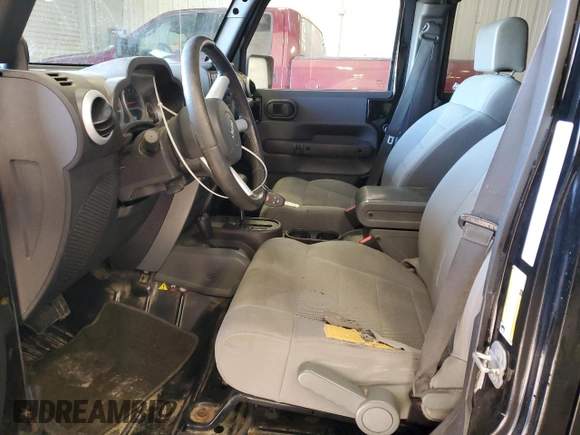 2008 Jeep Wrangler Unlimited Sahara with VIN 1J4GA59198L623643, listed as a Copart auction lot 50590485 with 198,000 mi miles and Non Repairable. Bid and sale history available at carsss.com. Image 7.