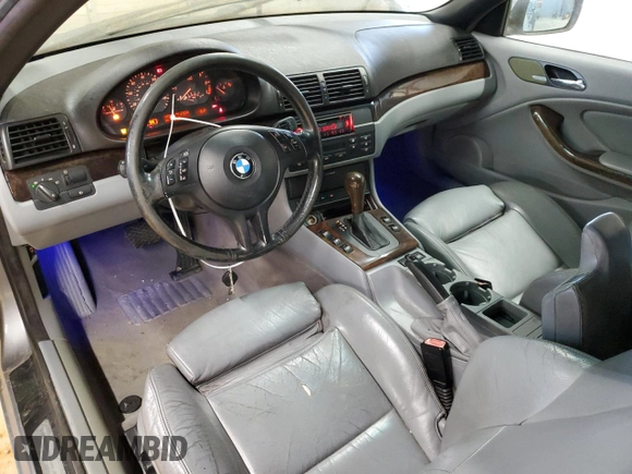 2004 BMW 3 Series 325Ci with VIN WBABW33434PL33682, listed as a Copart auction lot 86275284 with 135,699 mi miles and Salvage Title. Bid and sale history available at carsss.com. Image 8.