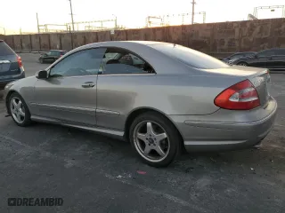 2003 Mercedes-Benz CLK-Class 5.0L with VIN WDBTJ75J13F024814, listed as a Copart auction lot 84953374 with 199,279 mi miles and Clean Title. Bid and sale history available at carsss.com. Image 2.