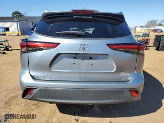 2021 Toyota Highlander XLE with VIN 5TDGZRAH1MS085088, listed as a Copart auction lot 46944205 with 69,506 mi miles and Salvage Title. Bid and sale history available at carsss.com. Image 6.