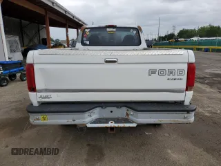 1997 Ford F-250 z VIN 3FTHF26H1VMA08574, wystawiony jako Copart lot #61541455 z przebiegiem Nie podano mil oraz Szkoda całkowita • Salvage title. Historia ofert i sprzedaży dostępna na DreamBid. Obrazek 6.