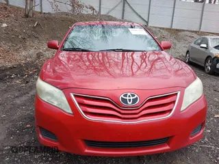 2011 Toyota Camry LE with VIN 4T1BF3EK4BU701750, listed as a IAAI auction lot 42007119 with 286,100 mi miles. Bid and sale history available at carsss.com. Image 11.