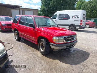 1998 Ford Explorer XL z VIN 1FMZU34X8WUB36426, wystawiony jako IAAI lot #42355583 z przebiegiem 362 947 mil mil oraz . Historia ofert i sprzedaży dostępna na DreamBid. Obrazek 1.