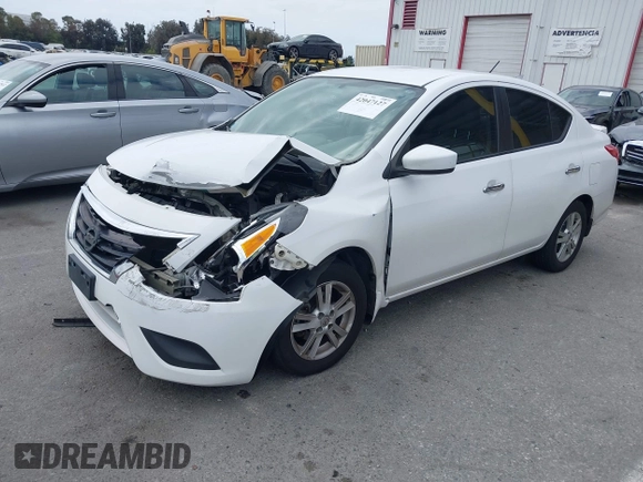 2015 Nissan Versa SV with VIN 3N1CN7AP7FL812770, listed as a IAAI auction lot 42047127 with 112,151 mi miles. Bid and sale history available at carsss.com. Image 17.