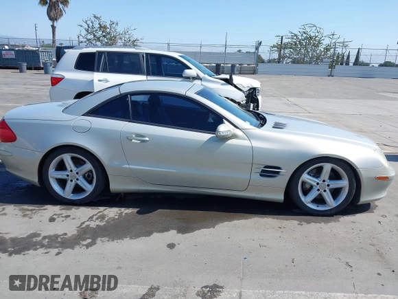 2003 Mercedes-Benz SL 500 with VIN WDBSK75F63F011626, listed as a IAAI auction lot 42475993 with 83,471 mi miles and . Bid and sale history available at DreamBid. Image 13.