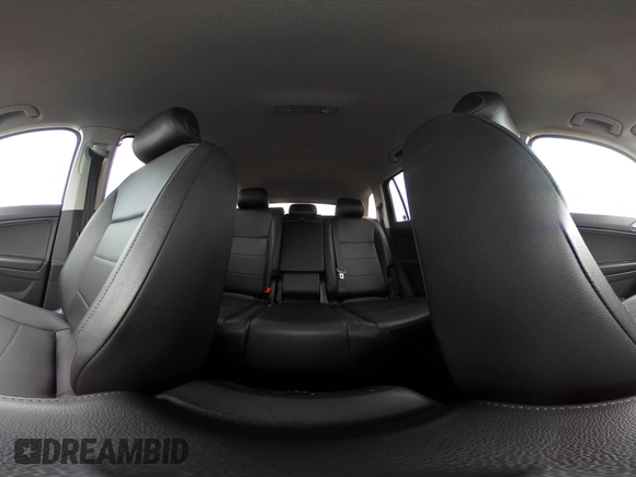 2018 Volkswagen Tiguan SEL with VIN 3VV3B7AXXJM090706, listed as a IAAI auction lot 42216046 with 147,249 mi miles and . Bid and sale history available at DreamBid. Image 18.