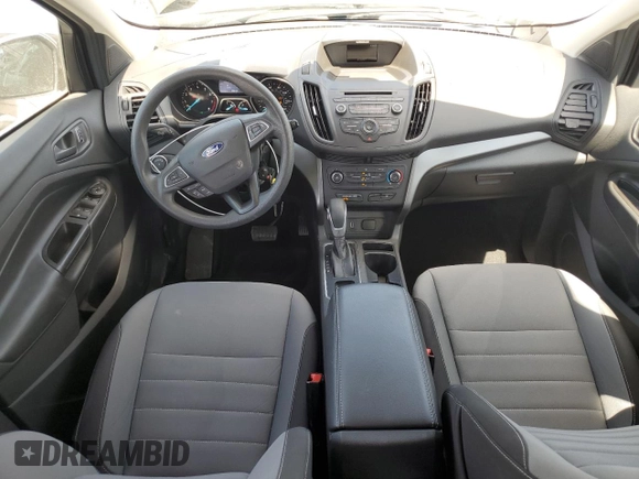 2017 Ford Escape S z VIN 1FMCU0F73HUD06275, wystawiony jako Copart lot #62875465 z przebiegiem 56 780 mil mil oraz Szkoda całkowita • Salvage title. Historia ofert i sprzedaży dostępna na DreamBid. Obrazek 8.
