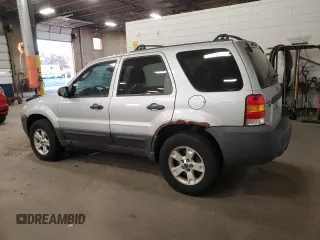 2007 Ford Escape XLT with VIN 1FMYU93177KA14990, listed as a Copart auction lot 77816054 with 202,901 mi miles and Clean Title. Bid and sale history available at carsss.com. Image 2.