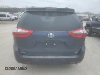 2018 Toyota Sienna XLE Auto Access Seat with VIN 5TDYZ3DC1JS958089, listed as a Copart auction lot 44910525 with 125,431 mi miles and Salvage Title. Bid and sale history available at carsss.com. Image 6.