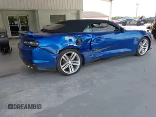 2016 Chevrolet Camaro 2LT z VIN 1G1FD3DX1G0173519, wystawiony jako IAAI lot #42345115 z przebiegiem 78 205 mil mil oraz . Historia ofert i sprzedaży dostępna na DreamBid. Obrazek 4.