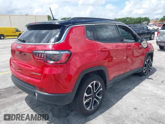 2024 Jeep Compass Limited z VIN 3C4NJDCN1RT596592, wystawiony jako IAAI lot #42740215 z przebiegiem 45 153 mil mil oraz . Historia ofert i sprzedaży dostępna na DreamBid. Obrazek 4.