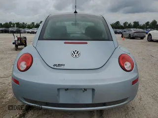 2009 Volkswagen Beetle S with VIN 3VWPW31C49M502931, listed as a Copart auction lot 55230655 with 124,870 mi miles and Clean Title. Bid and sale history available at DreamBid. Image 6.