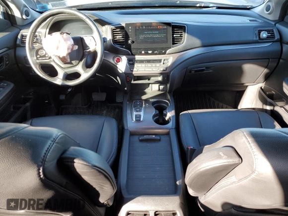2021 Honda Pilot EX-L with VIN 5FNYF6H53MB073844, listed as a Copart auction lot 43656925 with 46,710 mi miles and Salvage Title. Bid and sale history available at DreamBid. Image 8.