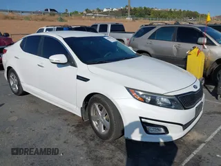 2015 Kia Optima LX with VIN 5XXGM4A71FG402624, listed as a IAAI auction lot 40493003 with 100,237 mi miles. Bid and sale history available at carsss.com. Image 1.