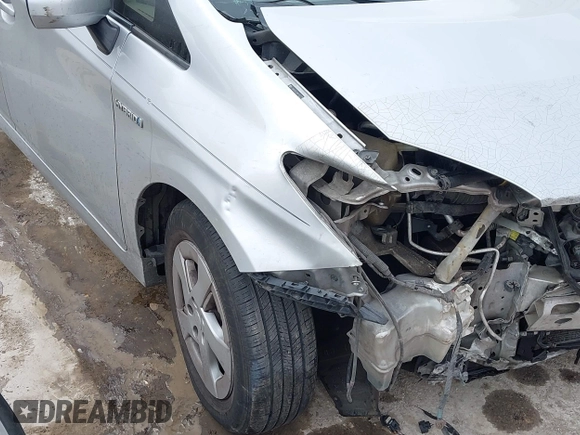 2010 Toyota Prius II with VIN JTDKN3DU2A0152775, listed as a IAAI auction lot 42047386 with 172,994 mi miles and . Bid and sale history available at DreamBid. Image 6.