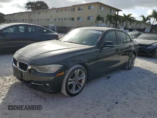 2013 BMW 3 Series 335i xDrive z VIN WBA3B9G57DNR89613, wystawiony jako Copart lot #45914445 z przebiegiem 149 090 mil mil oraz Czysty tytuł • Clean title. Historia ofert i sprzedaży dostępna na DreamBid. Obrazek 1.