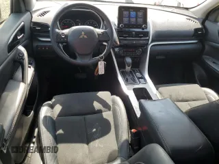 2022 Mitsubishi Eclipse Cross SE z VIN JA4ATWAAXNZ049788, wystawiony jako Copart lot #61927415 z przebiegiem 52 855 mil mil oraz Szkoda całkowita • Salvage title. Historia ofert i sprzedaży dostępna na DreamBid. Obrazek 8.