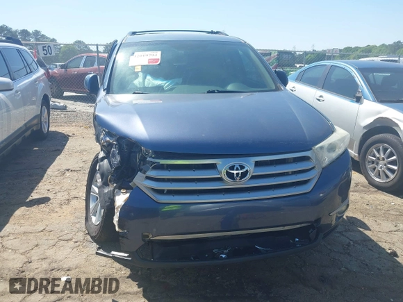 2013 Toyota Highlander with VIN 5TDZA3EH7DS044603, listed as a IAAI auction lot 42019794 with 220,483 mi miles and . Bid and sale history available at DreamBid. Image 12.