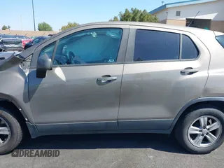 2020 Chevrolet Trax LS with VIN KL7CJKSB3LB353522, listed as a IAAI auction lot 42100884 with Not provided miles and . Bid and sale history available at DreamBid. Image 15.