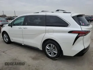 2021 Toyota Sienna Limited with VIN 5TDZRKEC9MS043492, listed as a Copart auction lot 42802965 with 85,190 mi miles and Salvage Title. Bid and sale history available at carsss.com. Image 2.