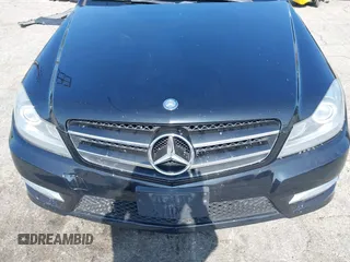 2015 Mercedes-Benz C 250 with VIN WDDGJ4HB7FG390528, listed as a IAAI auction lot 42608653 with 126,314 mi miles and . Bid and sale history available at DreamBid. Image 21.