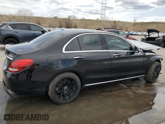 2018 Mercedes-Benz C 300 z VIN 55SWF4KB6JU260919, wystawiony jako Copart lot #52407265 z przebiegiem 67 613 mil mil oraz Szkoda całkowita • Salvage title. Historia ofert i sprzedaży dostępna na DreamBid. Obrazek 3.