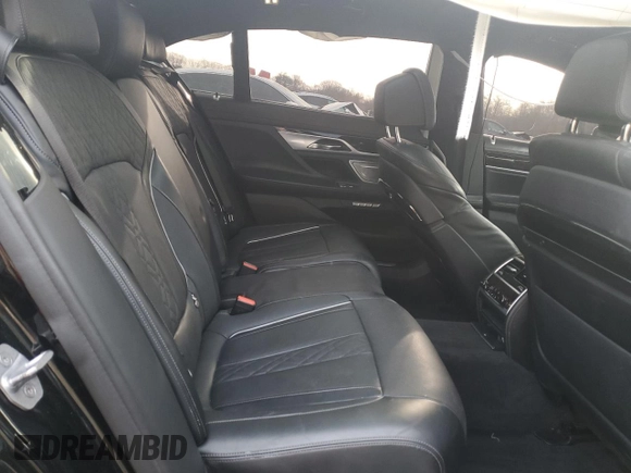 2017 BMW 7 Series with VIN WBA7H6C32HG614368, listed as a Copart auction lot 50607035 with 69,567 mi miles and Salvage title. Bid and sale history available at DreamBid. Image 10.