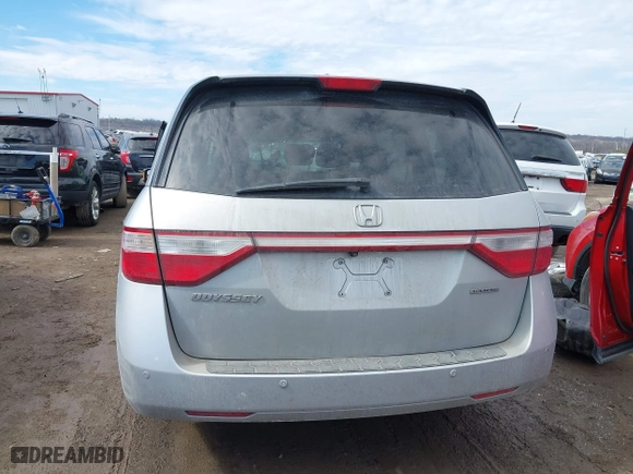 2011 Honda Odyssey Touring with VIN 5FNRL5H98BB006194, listed as a IAAI auction lot 41634887 with 1 mi miles. Bid and sale history available at carsss.com. Image 16.