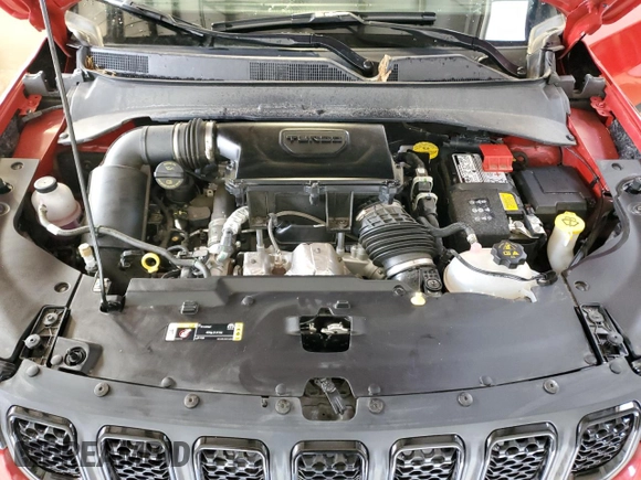 2024 Jeep Compass Latitude Lux z VIN 3C4NJDFNXRT579012, wystawiony jako Copart lot #53062435 z przebiegiem 16 982 mil mil oraz Czysty tytuł • Clean title. Historia ofert i sprzedaży dostępna na DreamBid. Obrazek 12.