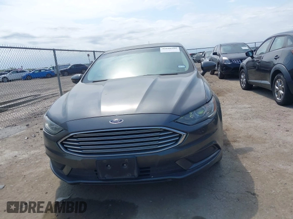 2018 Ford Fusion SE with VIN 3FA6P0HD8JR277127, listed as a IAAI auction lot 42040109 with 118,795 mi miles. Bid and sale history available at carsss.com. Image 12.