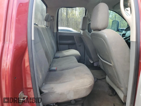 2006 Dodge 3500 SLT z VIN 3D7LX38C36G126808, wystawiony jako Copart lot #55841385 z przebiegiem 384 279 mil mil oraz Czysty tytuł • Clean title. Historia ofert i sprzedaży dostępna na DreamBid. Obrazek 10.