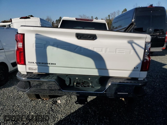 2023 Chevrolet Silverado 3500HD LT with VIN 1GC4YTEY1PF101520, listed as a Copart auction lot 46656335 with 61,875 mi miles and Clean Title. Bid and sale history available at carsss.com. Image 6.