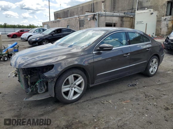 2014 Volkswagen CC R-Line with VIN WVWBP7AN3EE536135, listed as a Copart auction lot 68333454 with 137,862 mi miles and Salvage Title. Bid and sale history available at carsss.com. Image 1.