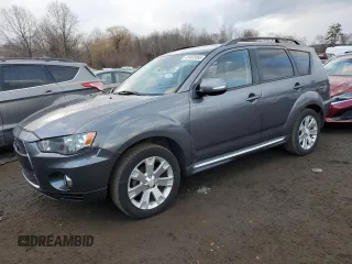 2010 Mitsubishi Outlander z VIN JA4AT3AW6AZ008689, wystawiony jako Copart lot #43402055 z przebiegiem 146 792 mil mil oraz Czysty tytuł • Clean title. Historia ofert i sprzedaży dostępna na DreamBid. Obrazek 1.