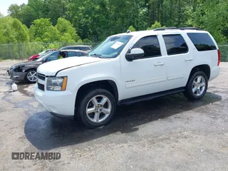2012 Chevrolet Tahoe LT z VIN 1GNSCBE00CR176056, wystawiony jako IAAI lot #42091159 z przebiegiem 216 650 mil mil oraz . Historia ofert i sprzedaży dostępna na DreamBid. Obrazek 2.