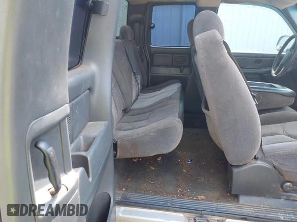 2006 Chevrolet Silverado 1500 Work Truck with VIN 1GCEC19X26Z245101, listed as a IAAI auction lot 41524361 with 189,845 mi miles. Bid and sale history available at carsss.com. Image 8.
