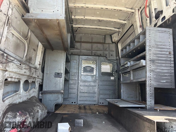 2012 Nissan NV S z VIN 1N6AF0LX6CN103133, wystawiony jako IAAI lot #42821386 z przebiegiem 214 160 mil mil oraz . Historia ofert i sprzedaży dostępna na DreamBid. Obrazek 5.