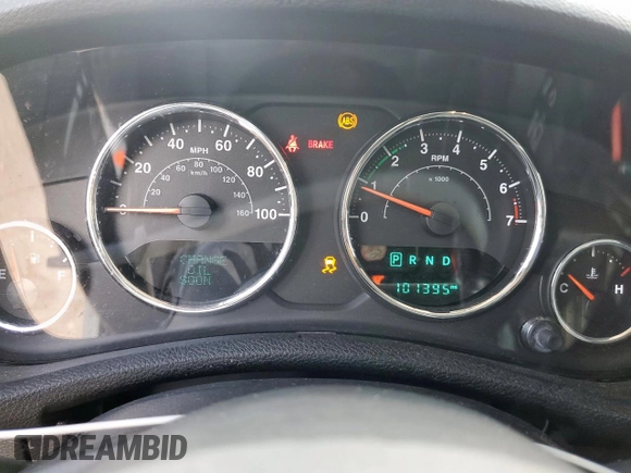 2015 Jeep Wrangler Unlimited Sport with VIN 1C4BJWDG9FL759012, listed as a Copart auction lot 61002465 with 101,395 mi miles and Salvage title. Bid and sale history available at DreamBid. Image 9.