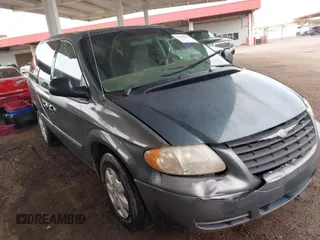 2006 Chrysler Town & Country SWB with VIN 1A4GP45R86B645270, listed as a IAAI auction lot 41800850 with 115,913 mi miles. Bid and sale history available at carsss.com. Image 1.