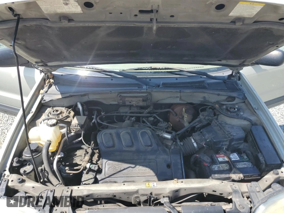 2004 Ford Escape XLT with VIN 1FMCU03134KB53192, listed as a Copart auction lot 62178075 with 223,637 mi miles and Salvage title. Bid and sale history available at DreamBid. Image 12.