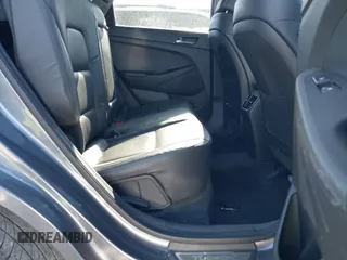 2016 Hyundai Tucson Eco with VIN KM8J3CA2XGU103017, listed as a IAAI auction lot 41897807 with 95,722 mi miles. Bid and sale history available at carsss.com. Image 8.