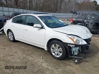 2012 Nissan Altima S z VIN 1N4AL2AP5CC230919, wystawiony jako IAAI lot #41611075 z przebiegiem 126 456 mil mil oraz . Historia ofert i sprzedaży dostępna na DreamBid. Obrazek 1.