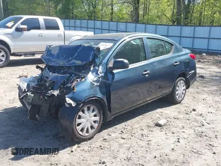 2015 Nissan Versa SV with VIN 3N1CN7APXFL813704, listed as a IAAI auction lot 42005624 with 170,690 mi miles. Bid and sale history available at carsss.com. Image 18.