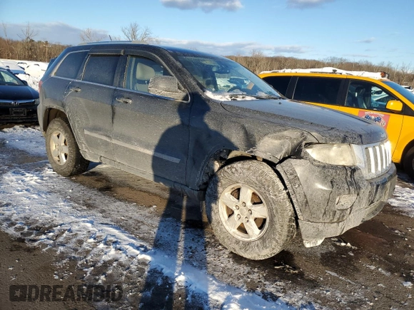 2011 Jeep Grand Cherokee Laredo with VIN 1J4RR4GGXBC669413, listed as a Copart auction lot 41730255 with 215,437 mi miles and Clean Title. Bid and sale history available at carsss.com. Image 4.