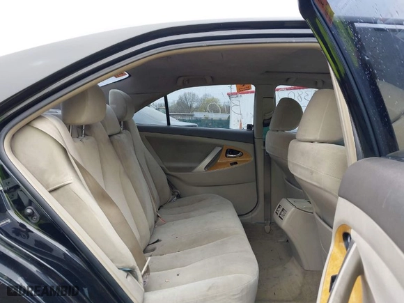 2007 Toyota Camry CE with VIN JTNBE46K273026484, listed as a IAAI auction lot 41962311 with 92,094 mi miles. Bid and sale history available at carsss.com. Image 8.