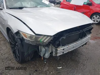 2015 Ford Mustang GT Premium z VIN 1FATP8FF9F5385286, wystawiony jako IAAI lot #41599189 z przebiegiem 112 260 mil mil oraz . Historia ofert i sprzedaży dostępna na DreamBid. Obrazek 6.